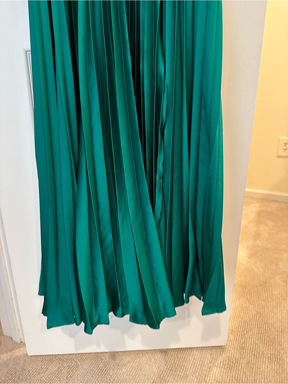 AMUR Emerald Green Pleated Maxi Dress - Picture 5 of 6